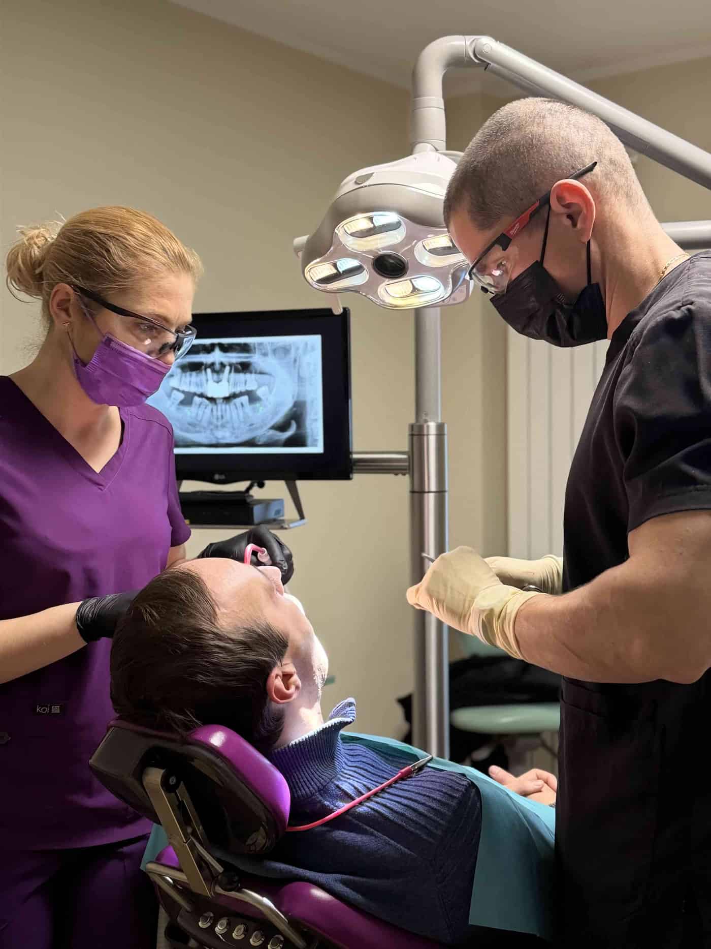Plan de tratament stomatologic cu tarife transparente la DentaField Clinic
